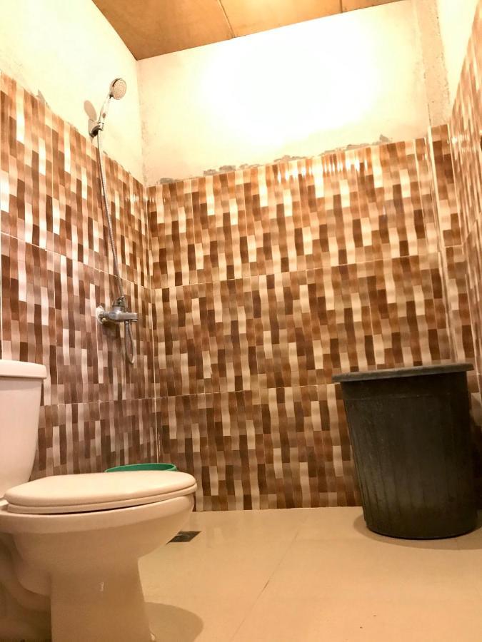 Sharky Hostel Ослоб Екстериор снимка