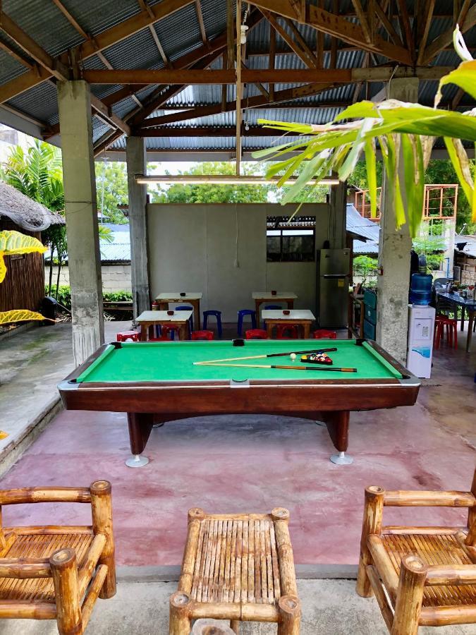 Sharky Hostel Ослоб Екстериор снимка